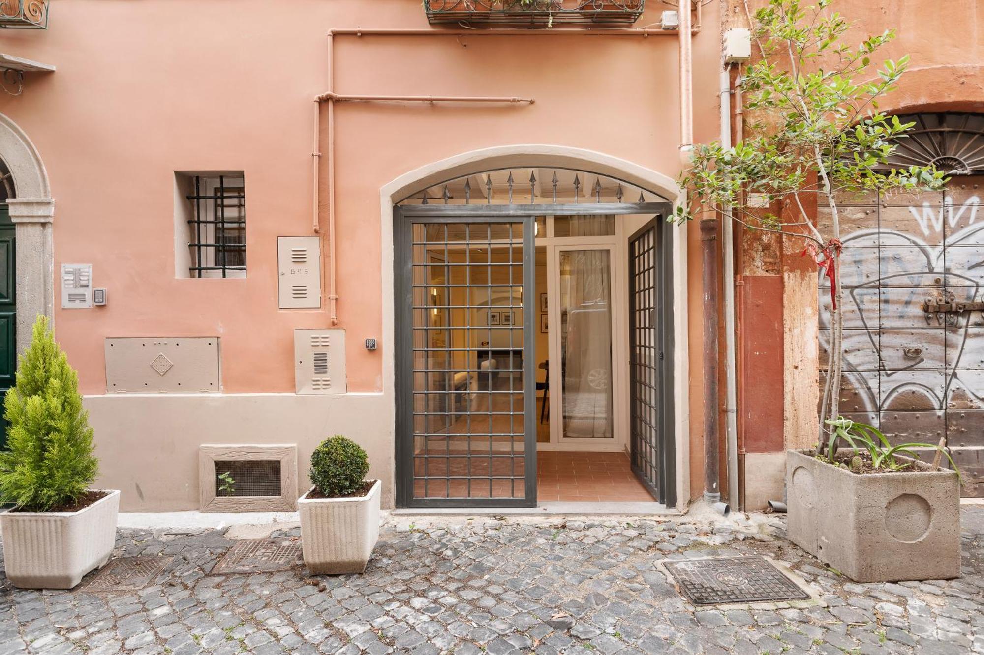 Leopardo Boutique Apartment In Trastevere Roma Eksteriør bilde