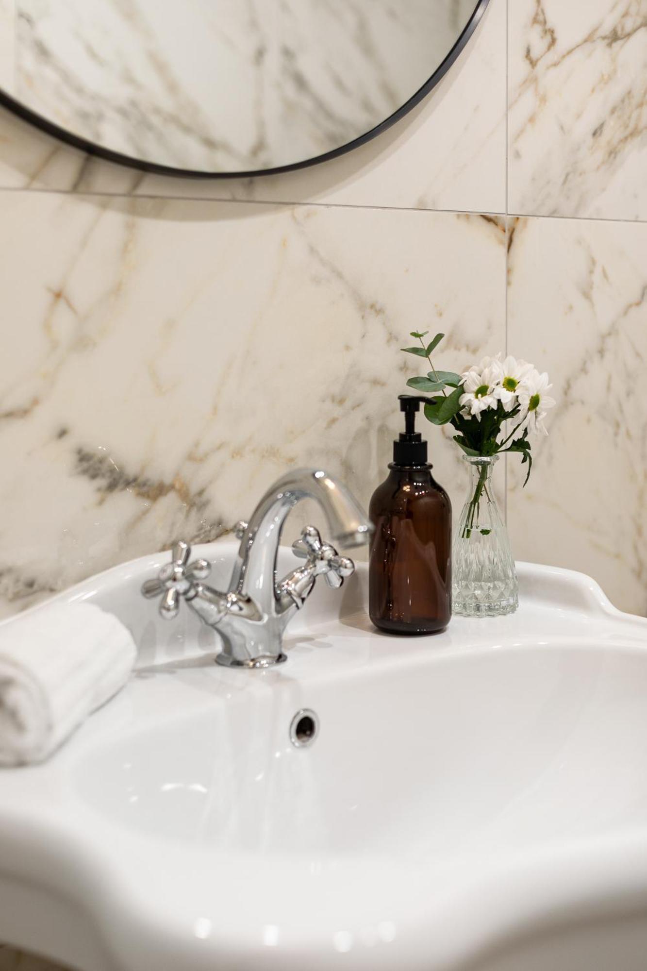 Leopardo Boutique Apartment In Trastevere Roma Eksteriør bilde